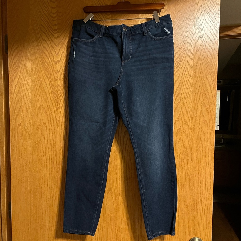 LC Lauren Conrad women’s Dark Blue Slim Jeans